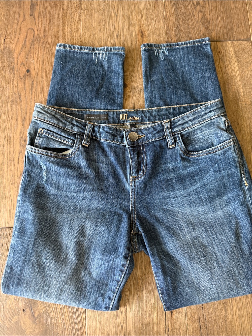 Kut from the Kloth  jeans Catherine relaxed boyfriend low rise jeans - size 4